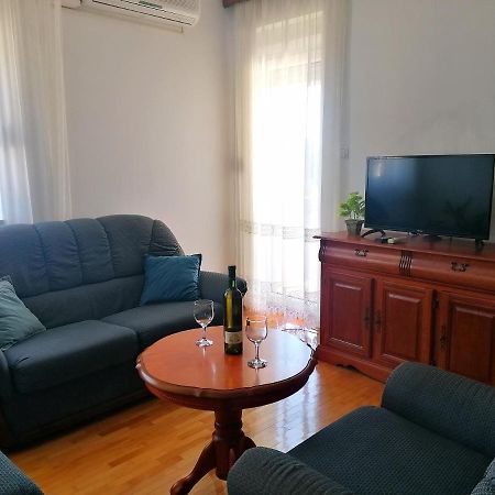 Apartman Park Trebinje Bagian luar foto