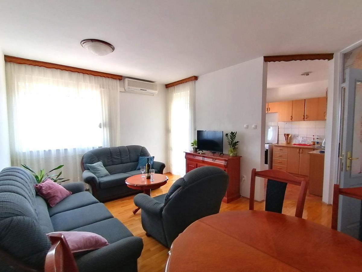 Apartman Park Trebinje Bagian luar foto