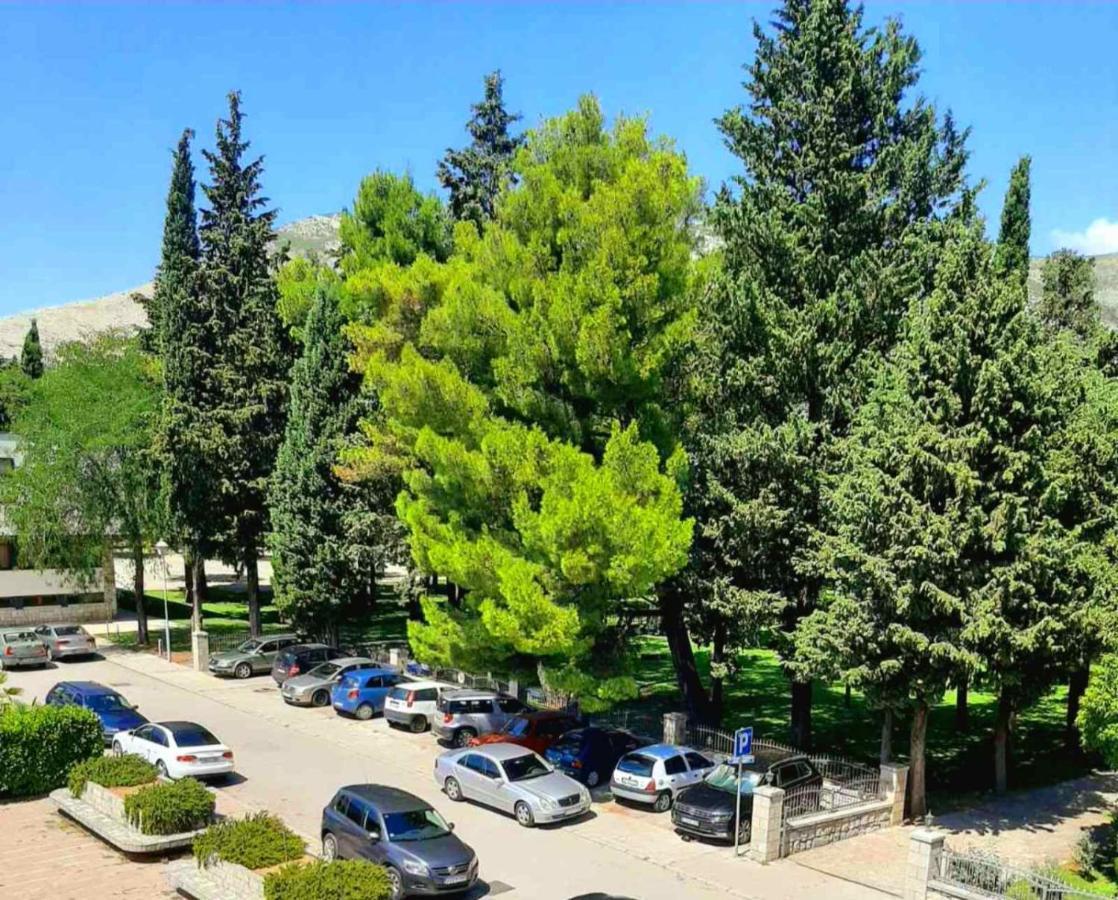 Apartman Park Trebinje Bagian luar foto